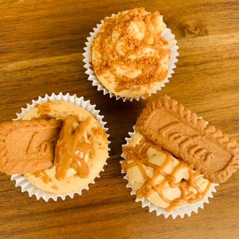 Lotus Lava Cupcakes 2