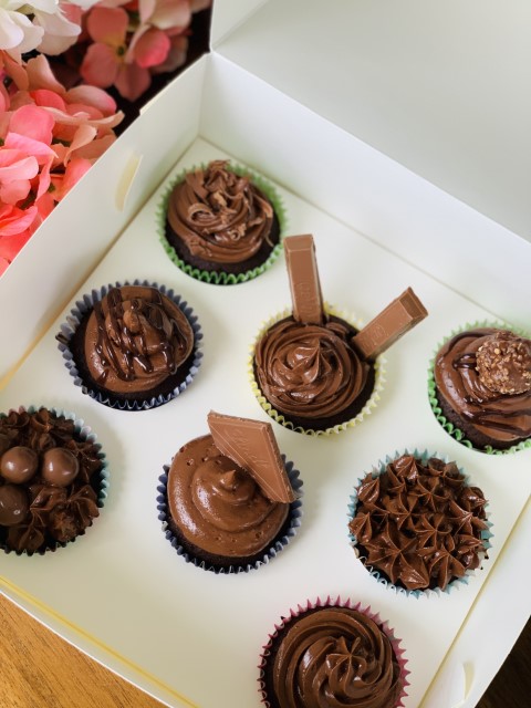 Nutella Lava Cupcakes from YUM by Maryam