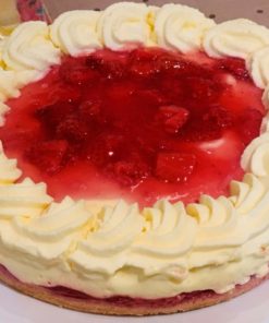 Strawberry Cheesecake Pie from YUM by Maryam
